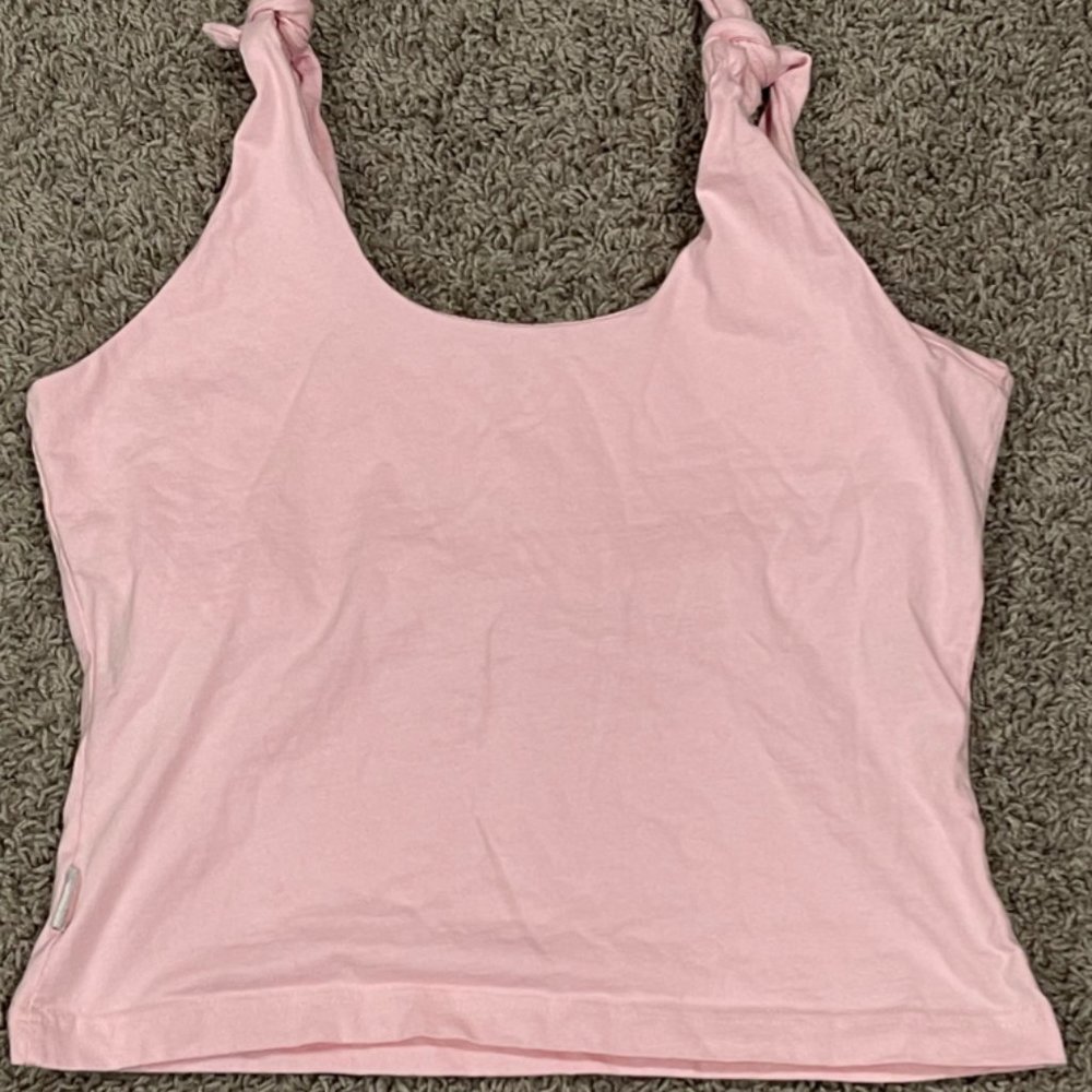Pink Tank - Picture 2 of 3
